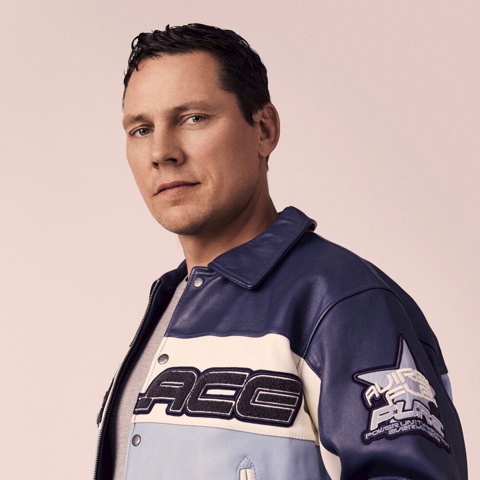 Tiësto Announces New Album, “Drive” Entertainment Rocks